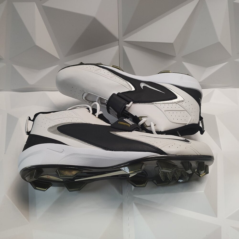 Nike Men's Football Cleats 18 White Black Shoe Lacrosse Air Zoom Boss Shark - Picture 2 of 13